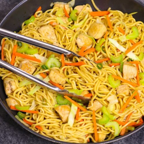 Easy Chicken Lo Mein Recipe | TipBuzz