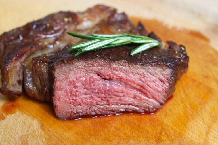 What is Chuck Eye Steak & How to Cook It - TipBuzz