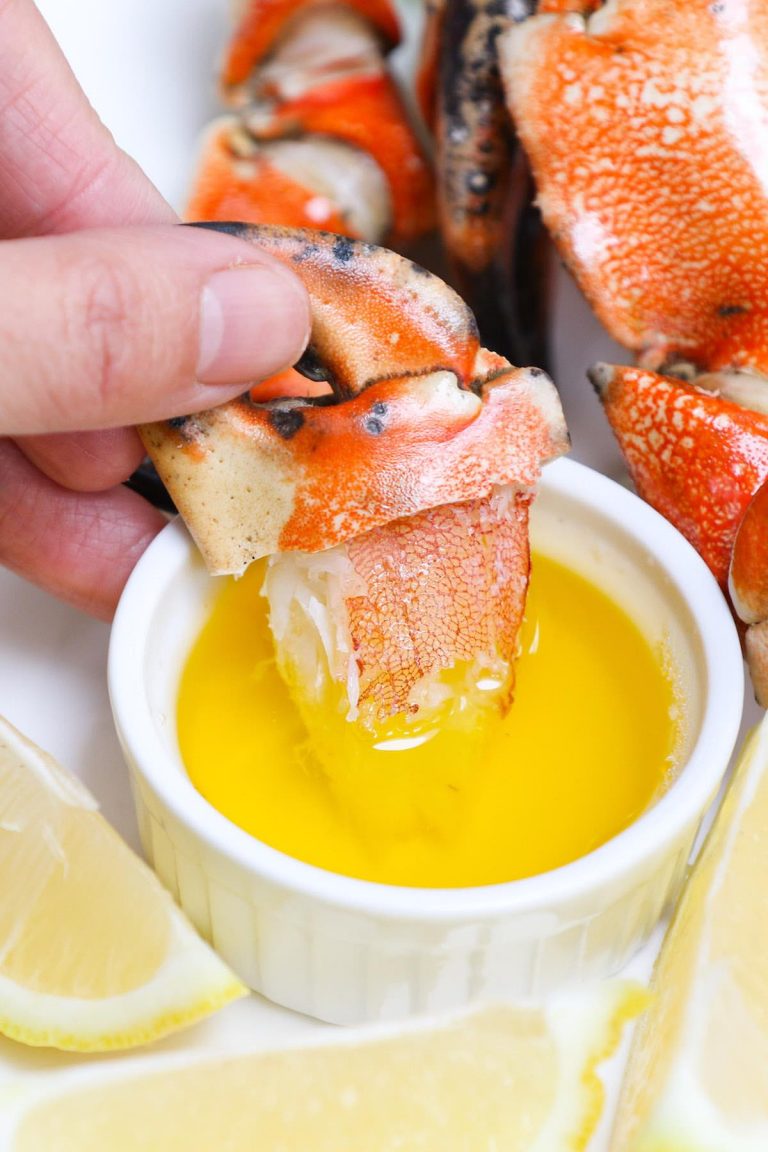 Crab Claws with Lemon Butter Sauce - TipBuzz