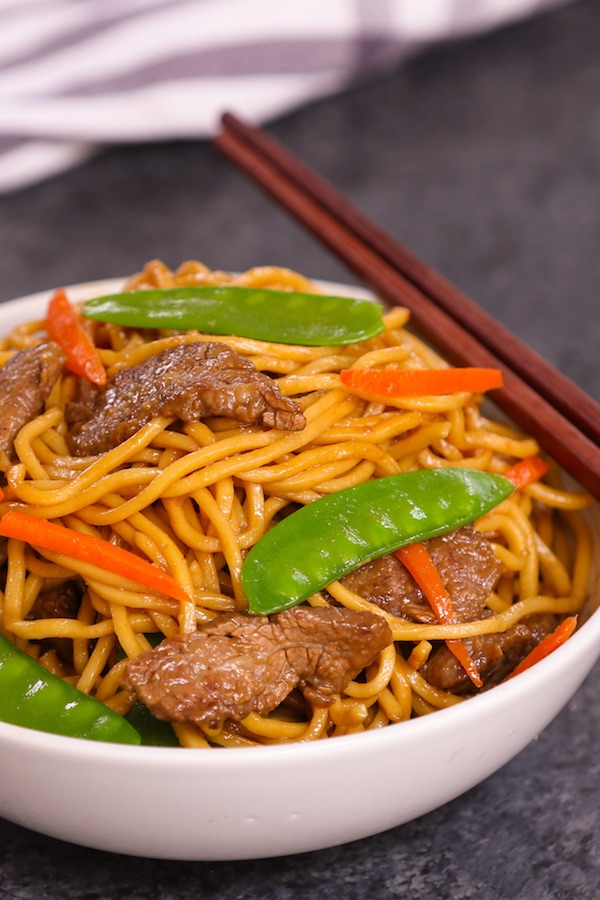 Easy Beef Chow Mein Recipe | TipBuzz