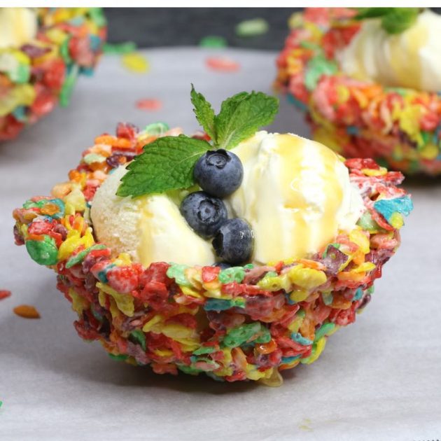 Fruity Pebbles Dessert Bowls are a crunch, chocolatey, colorful you can DIY in minutes. So much fun to make for a party