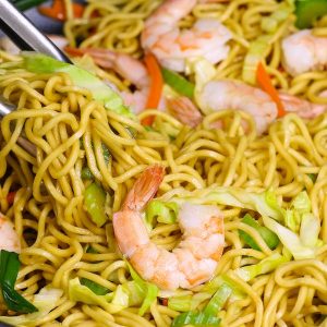 This Garlic Shrimp Lo Mein is loaded with succulent shrimp, fresh vegetables and lo mein noodles. It comes together in about 20 minutes and is so much better than takeout. Simple, fast and delicious!