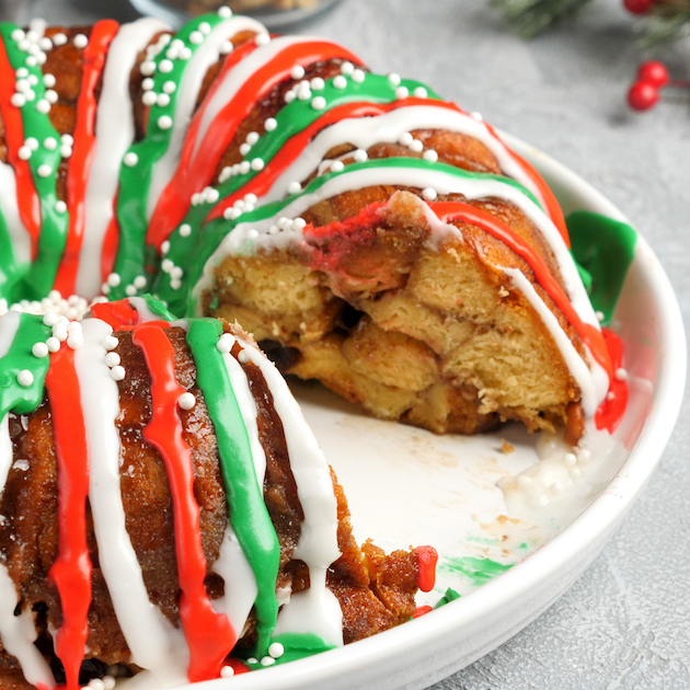 You Can Make Impressive Holiday Desserts With These Bundt Pans From Sam's  Club