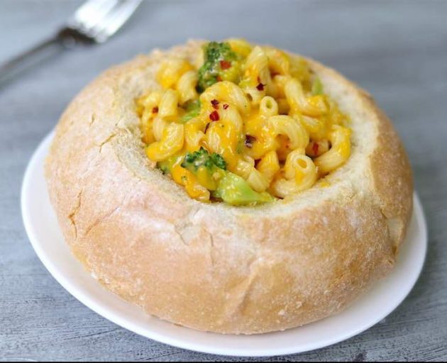 Mac n Cheese Bread Bowl - a delicious and fun way to serve your favorite mac and cheese