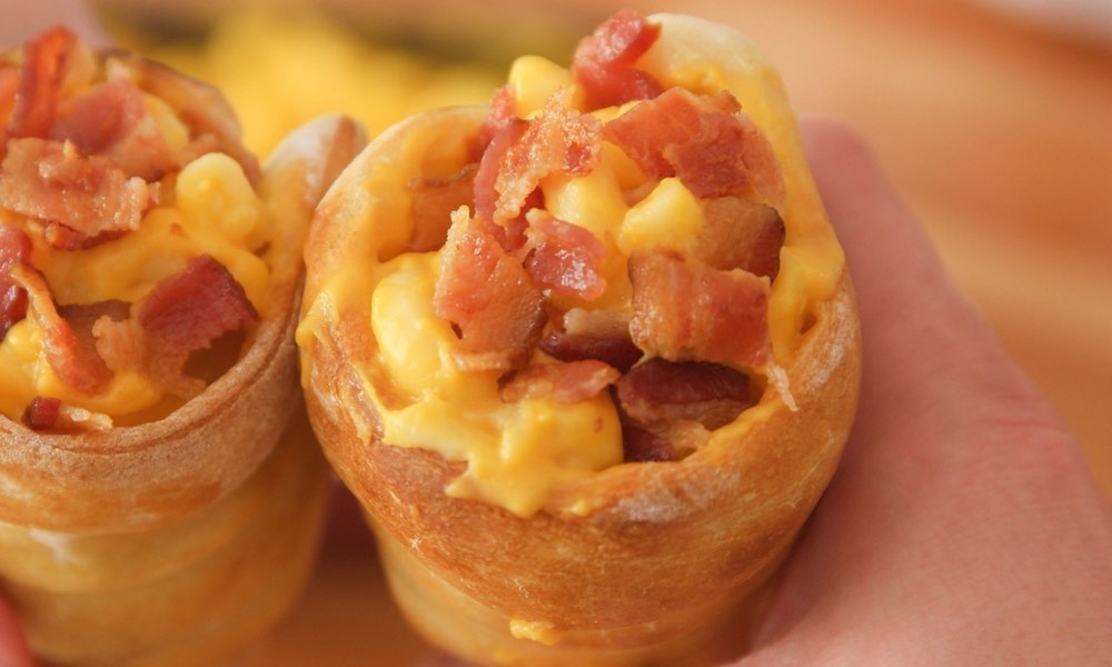 pizza-cones-disney-style-with-mac-and-cheese-tipbuzz