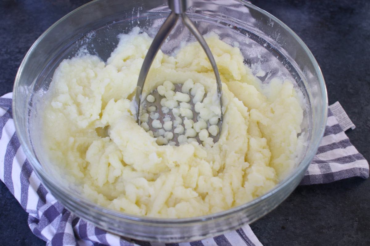 15 Minute Microwave Mashed Potatoes Fluffy Creamy Tipbuzz