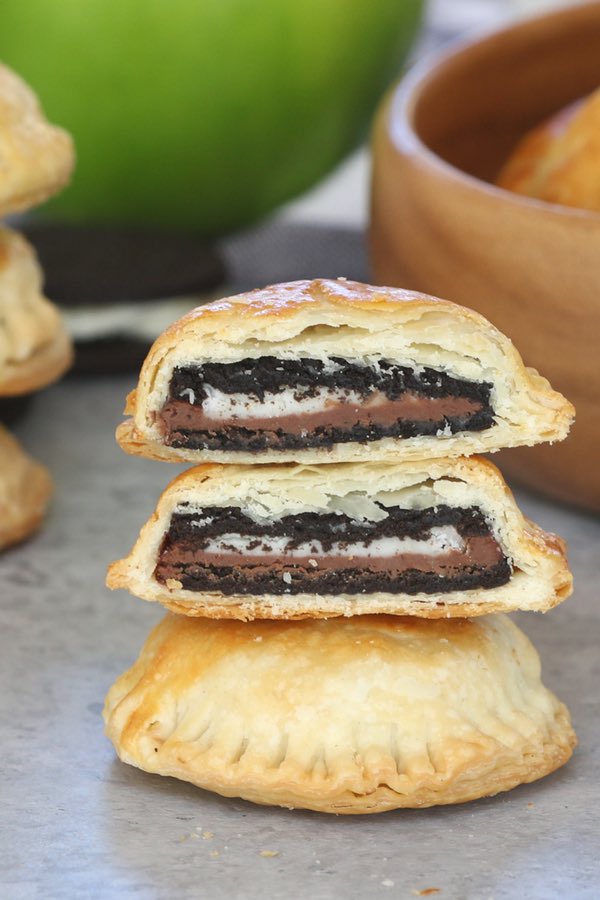 Nutella Stuffed Oreo Puffs