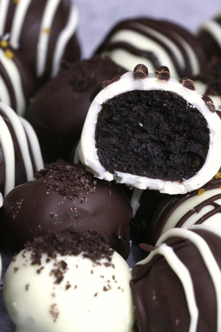 4 Ingredient Easy Oreo Truffles Recipe (with Video) | TipBuzz