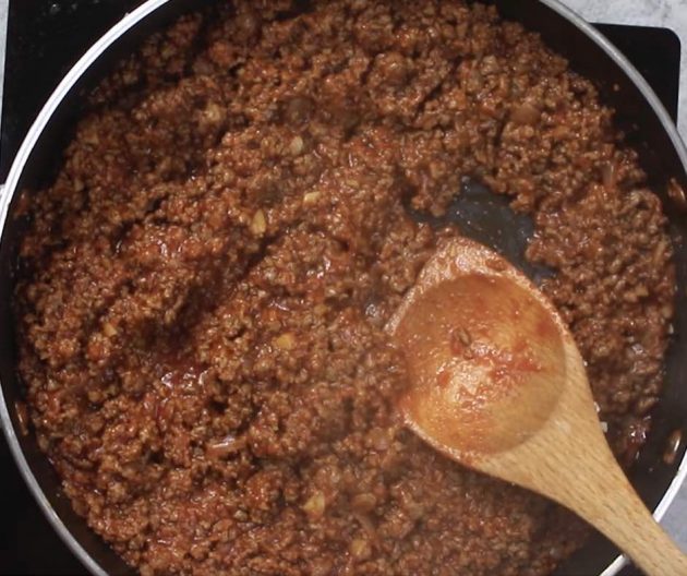 This photo shows the thick meat sauce once when it's ready to be put into Party Lasagna