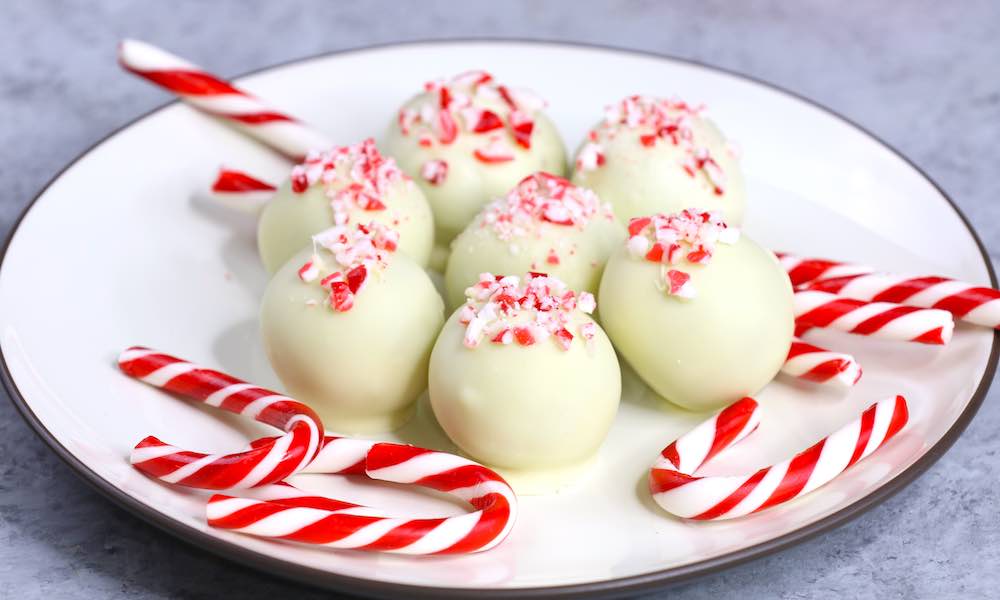 Peppermint Oreo Truffles