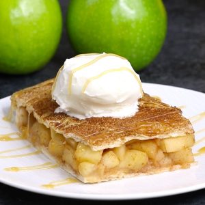 Sheet Pan Apple Pie Bake