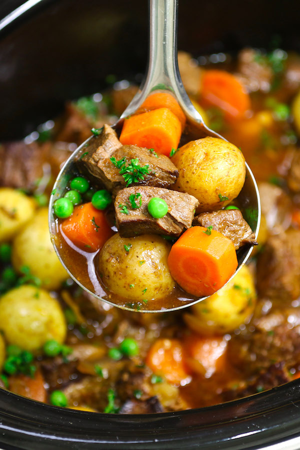 Slow Cooker Beef Stew Recipe (with Video) | TipBuzz