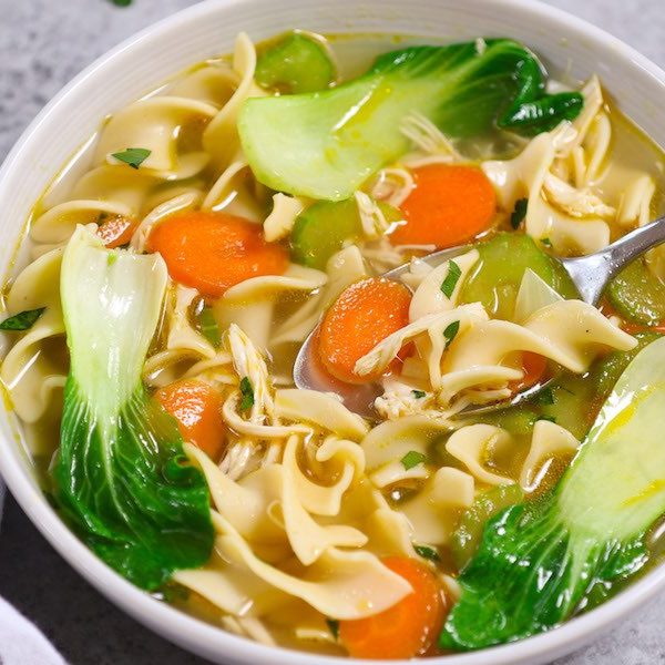 Slow Cooker Chicken Noodle Soup Recipe | TipBuzz