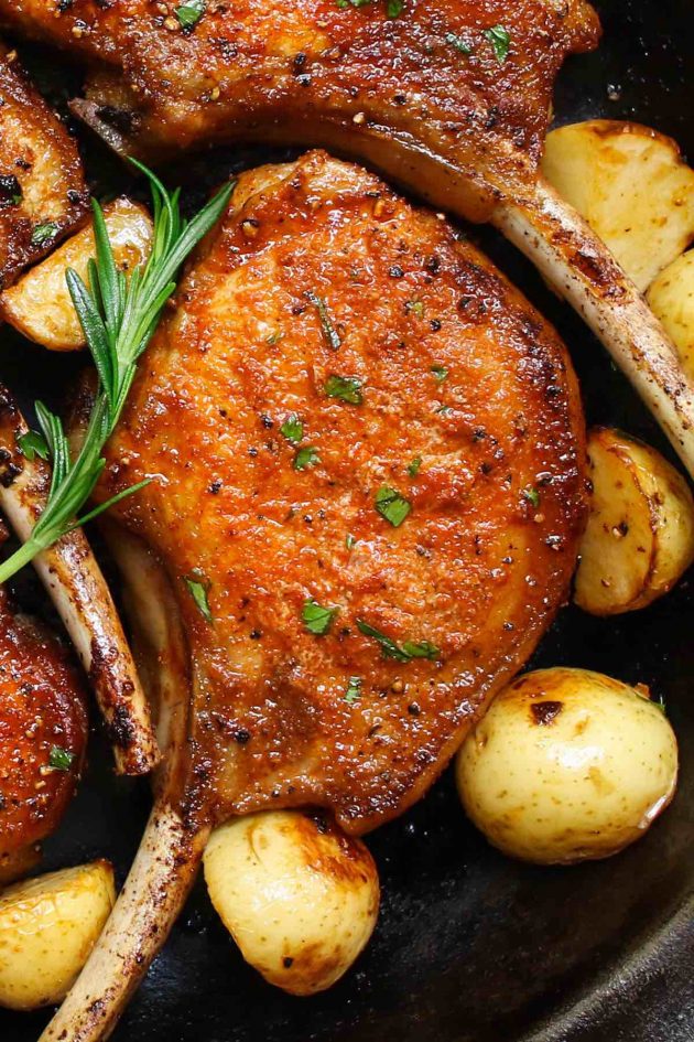 Pan Fried Pork Chops {Never Make a Dry Pork Chop Again!} - TipBuzz