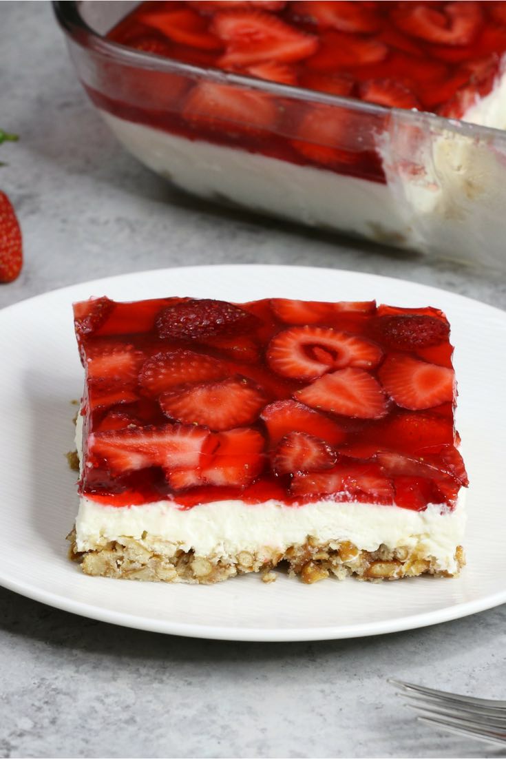 The Best Strawberry Pretzel Salad Recipe (with Video) | TipBuzz