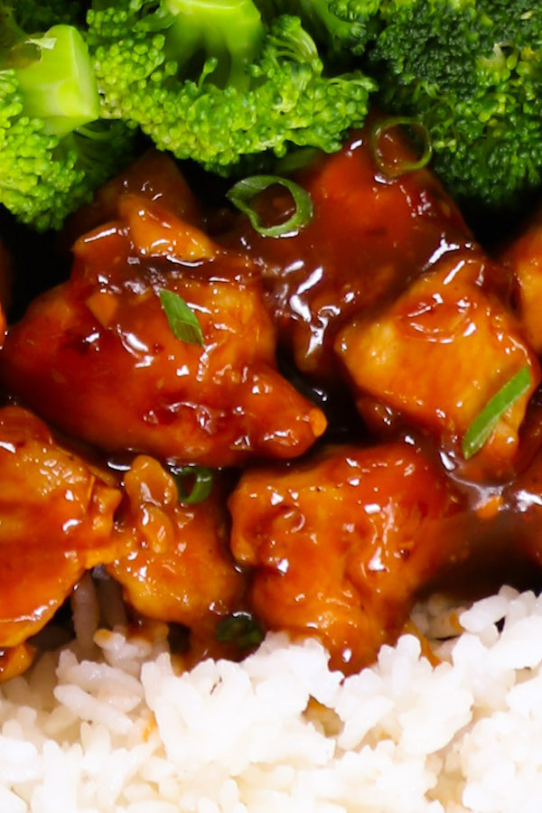 Teriyaki Chicken Served on Rice with Broccoli