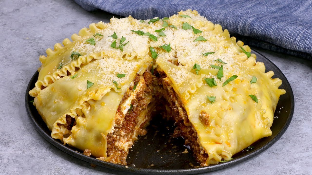 The Best Upside Down Party Lasagna Recipe (with Video) | TipBuzz